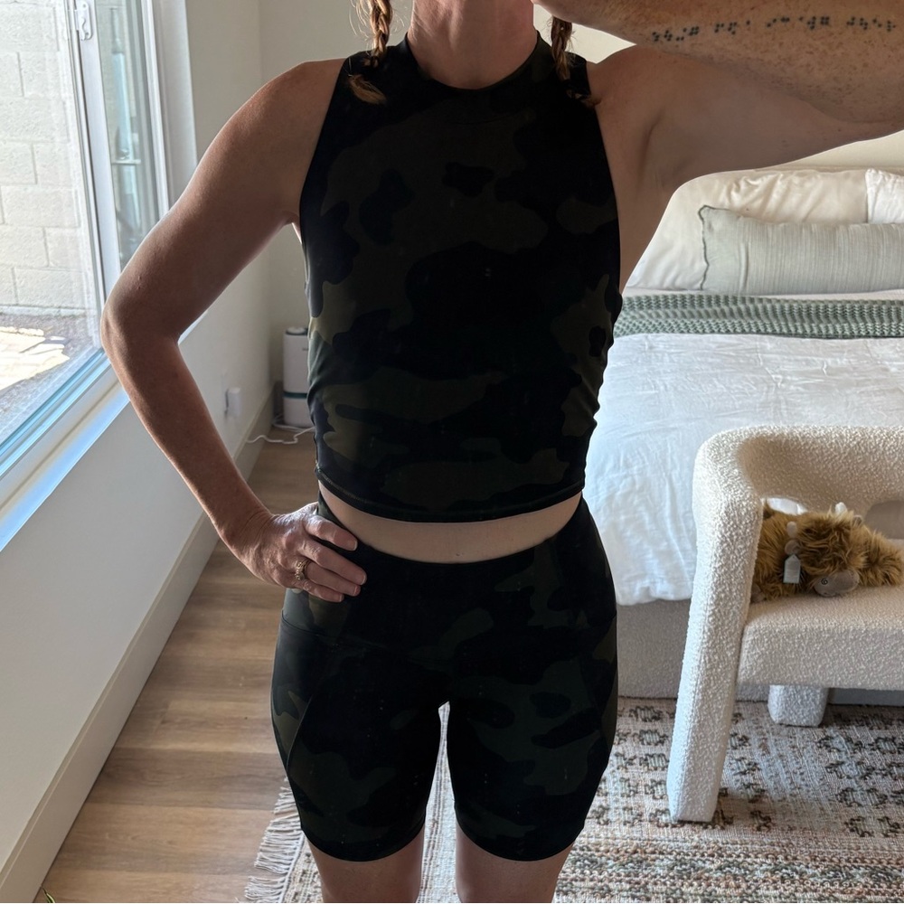 Target All in Motion Small Camo Work Out Set - Picture 2 of 11